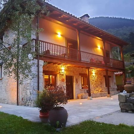 El Papu Colorau Villa Onís Kültér fotó