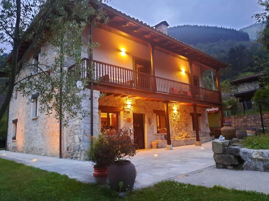El Papu Colorau Villa Onís Kültér fotó